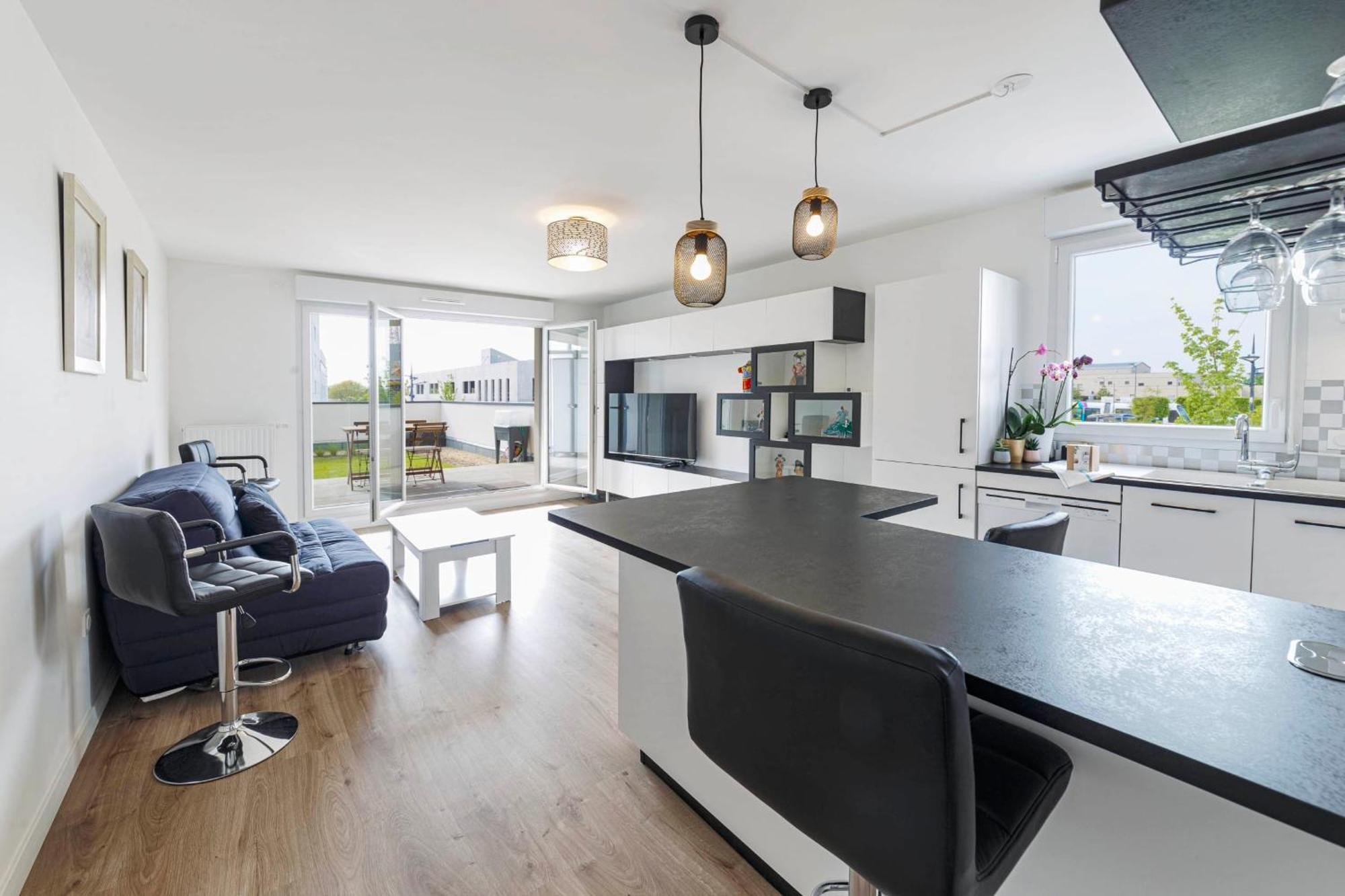 T2 Terrasse -Terra Botanica Et Aquavita Apartment อองเชร์ ภายนอก รูปภาพ